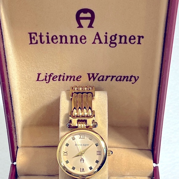 NWT WOMAN ETIENNE AIGNER WATCH - Picture 2 of 9